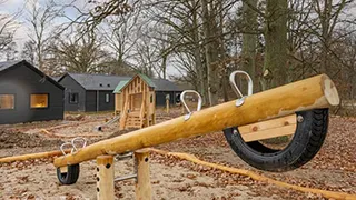 Spielgeräte bei Parchim Poolhaus