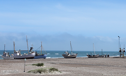 Slette Strand mit Fischerbooten