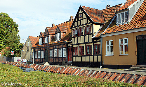 Straßenfront in Maribo