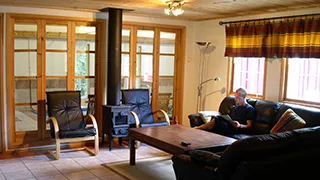 Wohnzimmer von Enemans Poolhus